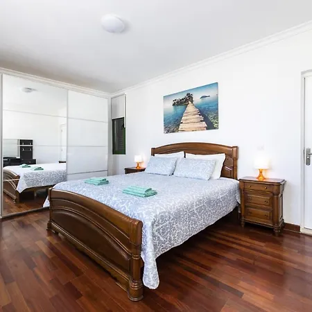 Deluxe By Villa Puerto del Carmen (Lanzarote)