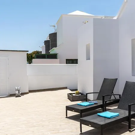 Deluxe By Puerto del Carmen (Lanzarote)