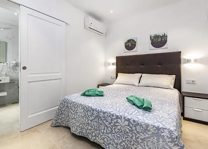 Deluxe By Villa Puerto del Carmen (Lanzarote)